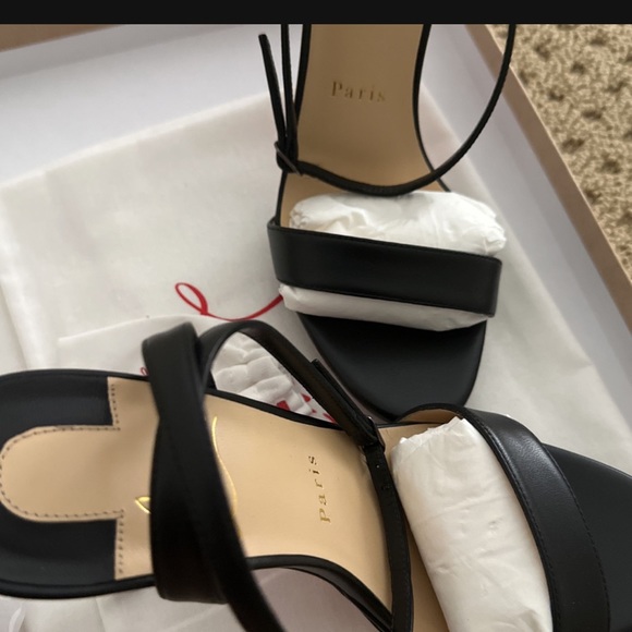 Christian Louboutin shoes - Picture 4 of 4